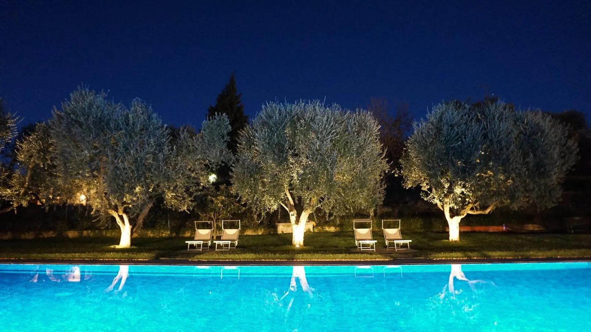 Abaye I Champagne Charm Adults Only Apartment Soiano Del Lago 0*,  Italy